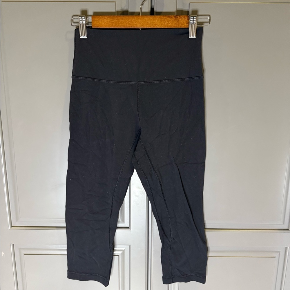 Lululemon Align High Rise Crop 23” - good condition - size 4